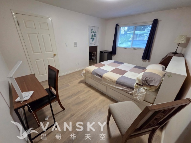 251222121316_Ensuite 2.jpg